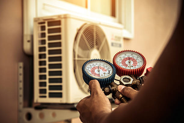 Professional Ac Installation technician working in Lewisville, ID